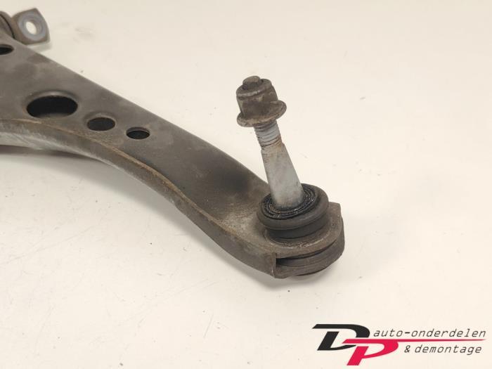 Draagarm rechts-voor van een Opel Astra, Gebruikt, -, -, Opel