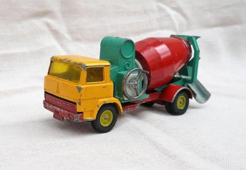 Siku V291 Magirus deutz 170 met cement mixer . schaal 1/55., Antiek en Kunst, Antiek | Speelgoed, Ophalen of Verzenden