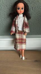 Barbie Fleur #1245 knitted dress, Ophalen of Verzenden, Gebruikt, Kleertjes