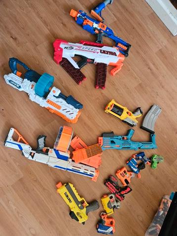 Nerf, inclusief 2 elektrische en veel pijltjes beschikbaar voor biedingen