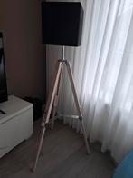 Stijlvolle Staande Lamp 2x met Verstelbare Poten, Ophalen, Metaal, Zo goed als nieuw, Modern