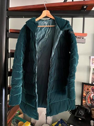 Mooie Jas maat M. beschikbaar voor biedingen