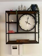klok met planken, Ophalen, Zo goed als nieuw, Analoog, Wandklok