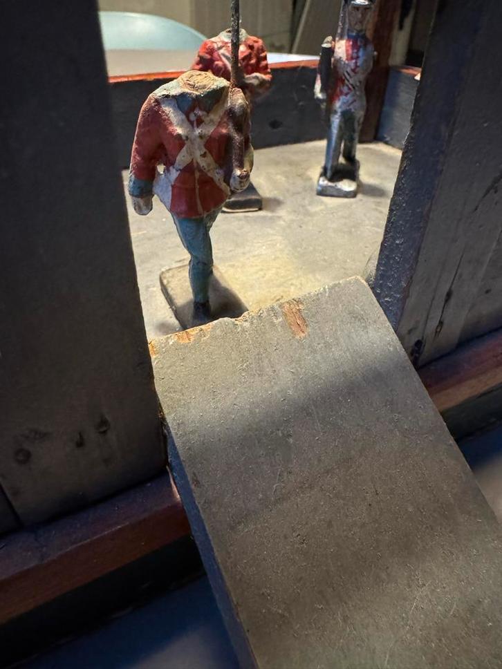 Antiek Duits Lineol Speelgoed Fort met Soldaten, Verzamelen, Speelgoed, Gebruikt, Ophalen of Verzenden