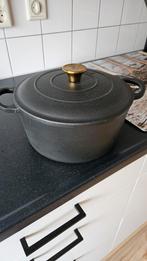 Nieuw!! Gietijzeren pan., Huis en Inrichting, Keuken | Potten en Pannen, Ophalen, Nieuw, Gietijzer, Koekenpan of Braadpan