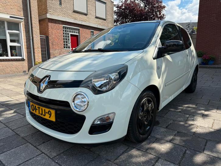 Renault Twingo 1.2 Dynamique AIRCO/CRUISE/PANO/FACELIFT!, Auto's, Renault, Bedrijf, Airbags, Airconditioning, Bluetooth, Boordcomputer