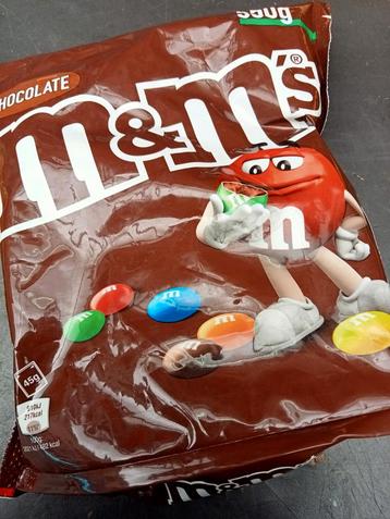 M & M. Zakken van 550 gram. beschikbaar voor biedingen