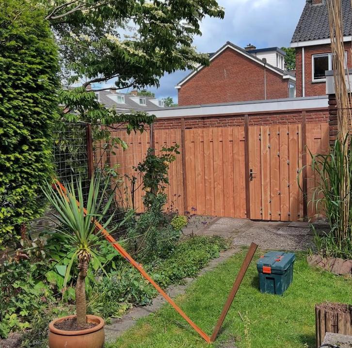 SCHUTTING INSTALLATIE, Tuin en Terras, Schuttingen, Zo goed als nieuw, Hout, 1 tot 2 meter, 6 meter of meer, Verzenden