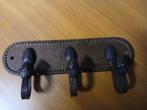 Mooie ouderwetse kapstok met 3 haken en leuke details., Huis en Inrichting, Woonaccessoires | Kapstokken, Zo goed als nieuw, Minder dan 100 cm
