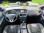 Volvo V40 T3 Polar+ Sport R design|Trekhaak|Pano|Camera, Auto's, 65 €/maand, 4 cilinders, 700 kg, Origineel Nederlands