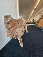 Bankje van hout gemaakt, Zo goed als nieuw, Info@homefriesland.nl, Kelvinstraat 6, Hout