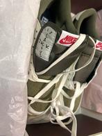 Air Jordan 1 Travis Scott Olive - Maat 43, Ophalen of Verzenden, Nieuw, Overige kleuren, Sneakers of Gympen