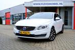 Volvo V60 1.5 T3 Polar+ Dynamic Leder|Xenon|1e Eig|Navi|Clim, Auto's, Euro 6, 4 cilinders, Wit, 152 pk