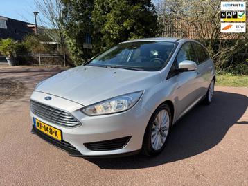 Ford Focus 1.0 Titanium Edition / Airco / PDC / Apk / Lm / N beschikbaar voor biedingen