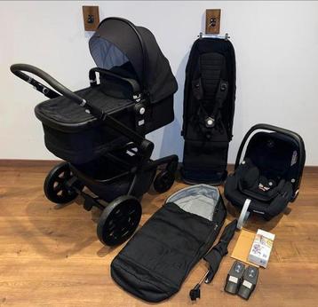 Joolz Day3 Brilliant Black 3in1 Complete Kinderwagen beschikbaar voor biedingen