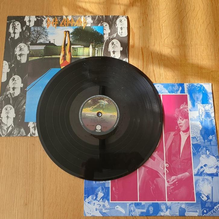 Def Leppard – High 'N' Dry (NL1981) (VG+/VG+), Cd's en Dvd's, Vinyl | Hardrock en Metal, Gebruikt, Ophalen of Verzenden