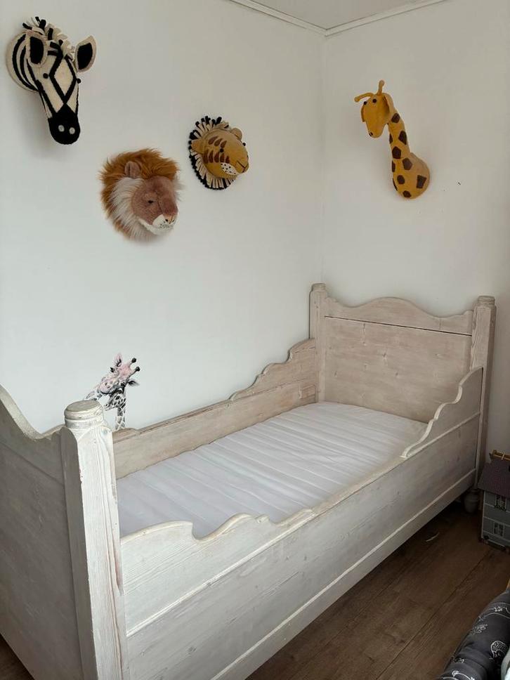 Antiek grenen Pippi Langkous bed, matras maat 190x90, Kinderen en Baby's, Kinderkamer | Bedden, Gebruikt, 180 cm of meer, 85 tot 100 cm