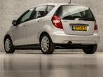 Mercedes-Benz A-Klasse 160 Luxury (NAVIGATIE, CLIMATE, BLUET, Auto's, Mercedes-Benz, Voorwielaandrijving, Stof, Zwart, 4 cilinders