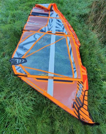 RRD wavezeil 4,6 m2 beschikbaar voor biedingen