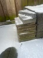 Gratis 8 stuks 30x30 cm tegels - Hengelo, Tuin en Terras, Ophalen, Gebruikt, Minder dan 5 m², Beton