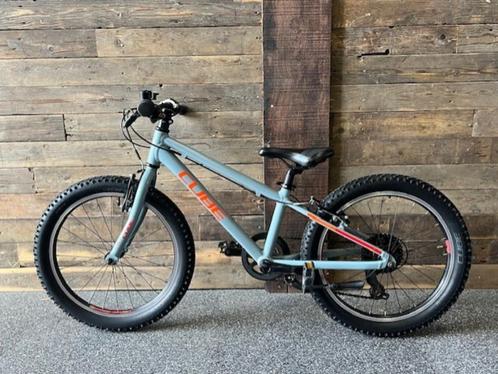 Cube Acid 200 Grey Red 20 inch, Fietsen en Brommers, Fietsen | Jongens, Gebruikt, 20 inch, Handrem, Versnellingen, Ophalen