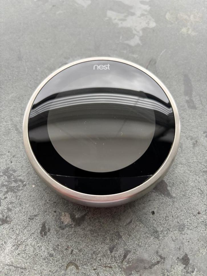 Nest 3rd Generation Thermostaat, Doe-het-zelf en Verbouw, Thermostaten, Zo goed als nieuw, Slimme thermostaat, Verzenden