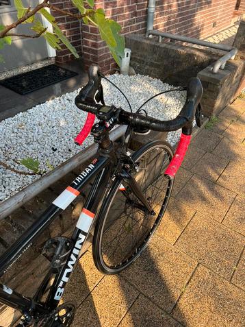 2x B-twin triban 500 racefiets maat xxxs beschikbaar voor biedingen