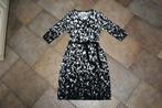 Joseph Ribkoff prachtig zwart/witte stretch jurk mt 44, Kleding | Dames, Overige kleuren, ., Maat 42/44 (L), Joseph Ribkoff