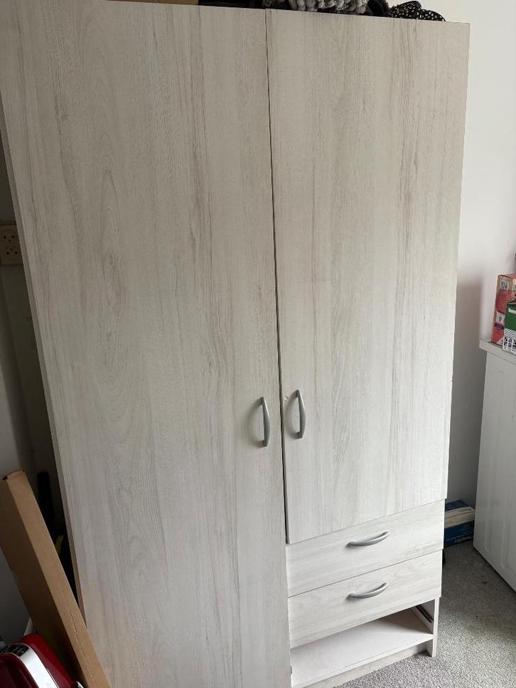 Kast gratis af te halen, Huis en Inrichting, Kasten | Kledingkasten, Zo goed als nieuw, Minder dan 100 cm, 25 tot 50 cm, Ophalen