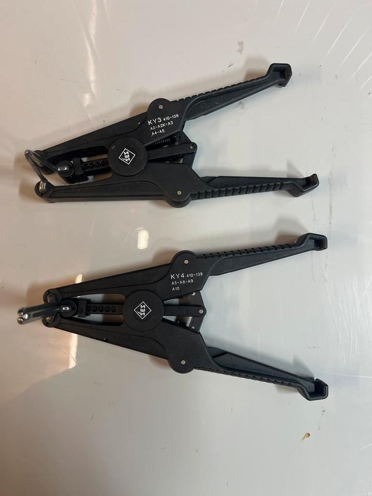 2x SES KY3 & KY4 Slangklem Tangen, Auto diversen, Autogereedschap, Zo goed als nieuw, Ophalen of Verzenden