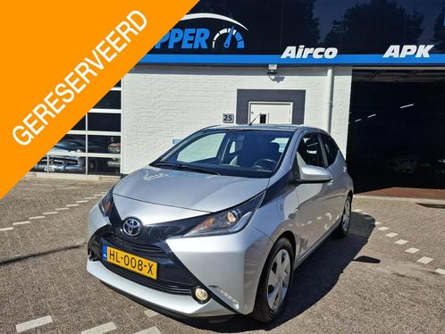 Toyota Aygo 1.0 VVT-i x-play /Camera/carplay/Nieuwe apk bij, Auto's, Toyota, Bedrijf, Te koop, Aygo, ABS, Achteruitrijcamera, Airbags