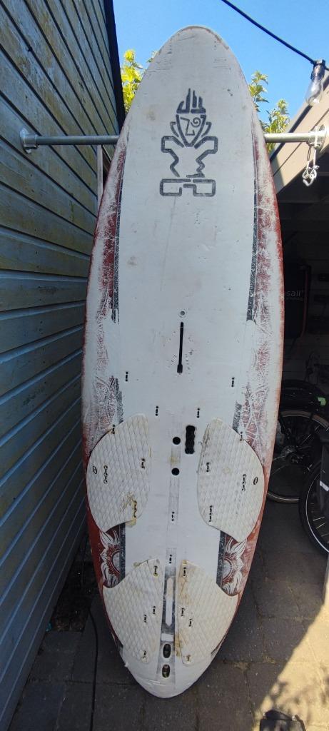 Starboard Kode Tufskin 122L set Mooi beginners (kind) board, Watersport en Boten, Windsurfen, Gebruikt, Plank, Minder dan 250 cm