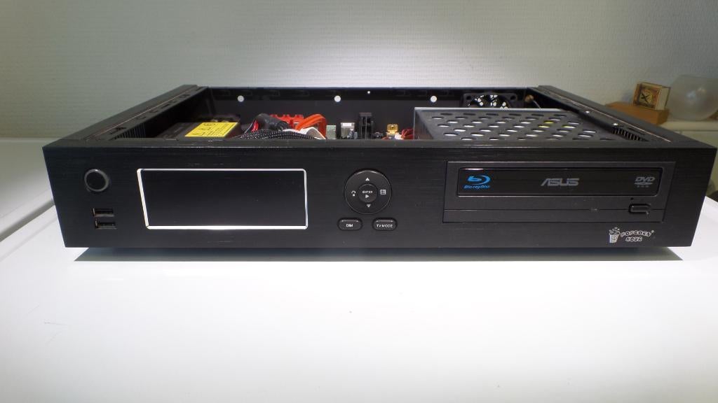 Mediastreamer, POPCORN HOUR, C200-(#8773), Audio, Tv en Foto, Mediaspelers, Gebruikt, 500 tot 1500 GB, HDMI, USB 2.0, Optische audio