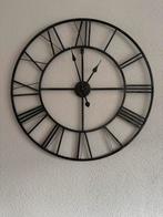 Mooie industtiele klok, Huis en Inrichting, Woonaccessoires | Klokken, Ophalen of Verzenden, Zo goed als nieuw, Wandklok