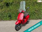 Vespa Primavera S RED MAT 45 km TOP STAAT BETAAL met in3, Info@vespa.nl, Gebruikt, Vespa S, V
v  v