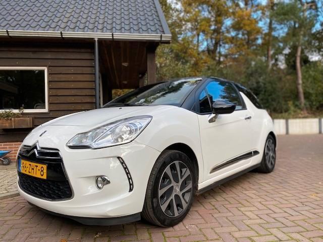 Citroën DS3 1.2 VTI 2012 Wit, Auto's, Citroën, Bedrijf, DS3, ABS, Airbags, Airconditioning, Alarm, Android Auto, Bluetooth, Boordcomputer