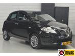 Lancia Ypsilon 1.2 Black & Red //. 101.000 km // AIRCO // BL, Voorwielaandrijving, Gebruikt, 4 cilinders, Zwart