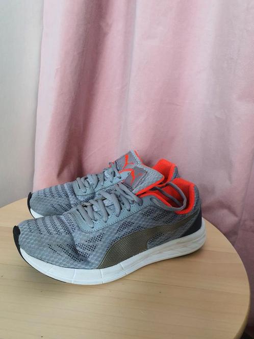 Puma Meteor sneakers 38, Sport en Fitness, Loopsport en Atletiek, Zo goed als nieuw, Hardloopschoenen, Hardlopen, Overige merken