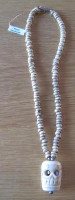 ketting met doodshoofd uit Nepal - nieuw, Wit, Nieuw, Ophalen of Verzenden, Overige materialen