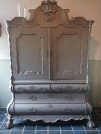 Sleets grijze 18de eeuwse kast of kabinet, Ophalen