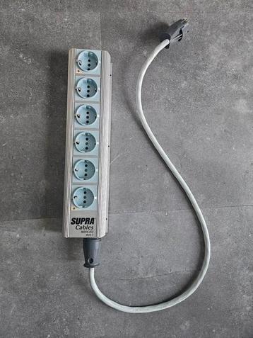 Supra MD06 Stekkerdoos Netfilter + Lo Rad 2.5 netsnoer  beschikbaar voor biedingen