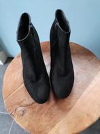 Korte dames laarsjes zwart mt 39, Ophalen of Verzenden, Gedragen, Zwart