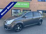 Toyota Corolla Verso 1.8 VVT-i Terra 7p Automaat !, 65 €/maand, Gebruikt, 4 cilinders, Metallic lak