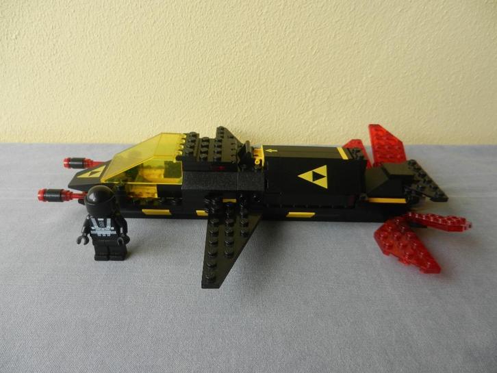 Lego 6894 Blacktron ruimte vliegtuig, Invader (uit 1987), Kinderen en Baby's, Speelgoed | Duplo en Lego, Gebruikt, Ophalen of Verzenden