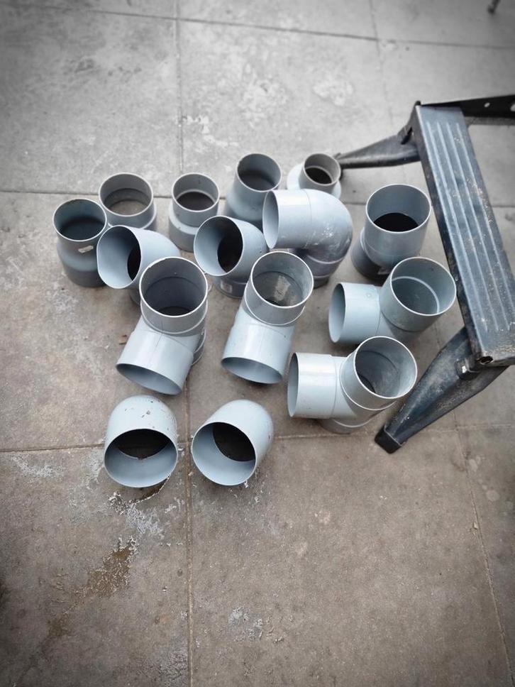 Partij PVC Bochten - 100 mm en 125 mm 80 mm regen wate Maten, Doe-het-zelf en Verbouw, Buizen en Afvoer, Gebruikt, Bochten, Pvc