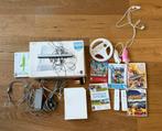 Wii with box and games, Ophalen, Zo goed als nieuw, Met 2 controllers
