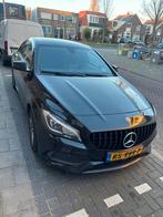 Mercedes-Benz CLA 180 122pk 7G-DCT 2018 Zwart, 4 cilinders, 715 kg, 1200 kg, 19 km/l