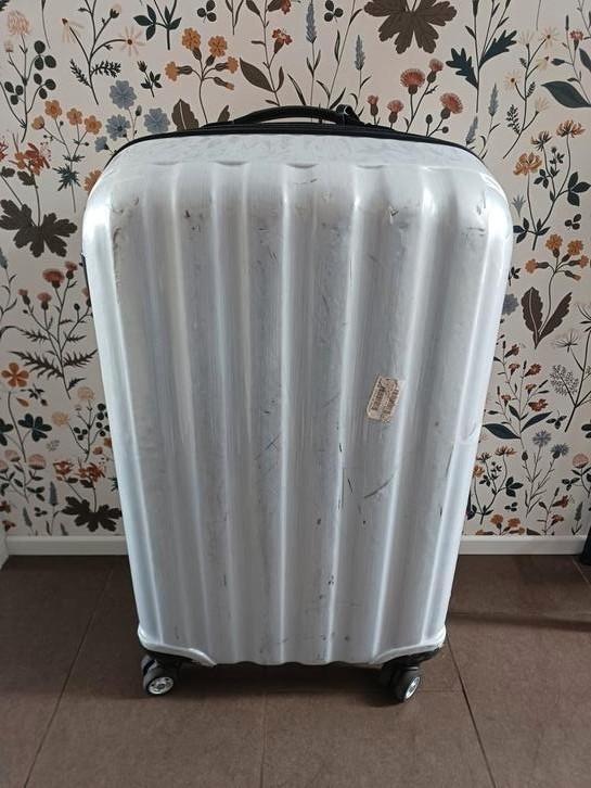 Carry On koffer, Sieraden, Tassen en Uiterlijk, Koffers, Gebruikt, Hard kunststof, 70 cm of meer, 35 tot 45 cm, Slot, Uitschuifbare handgreep