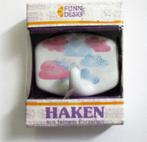 Funn design - decoratief haakje van fijn porselein, nieuw., Ophalen of Verzenden