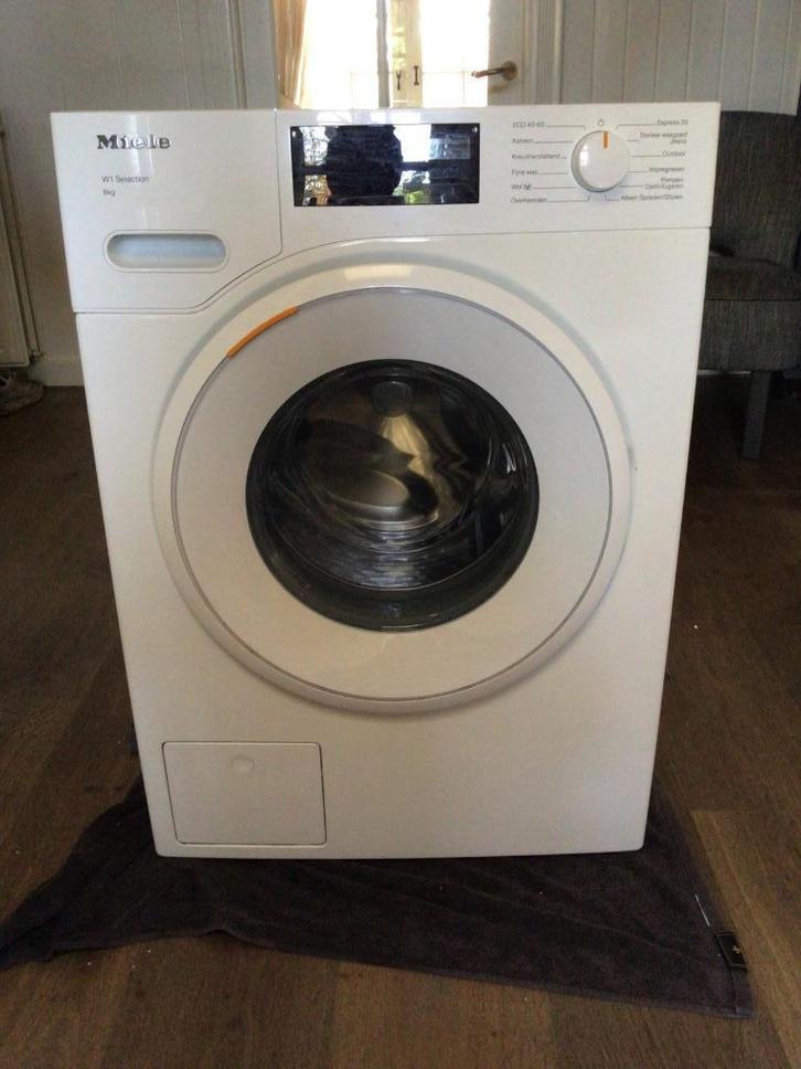 Miele W1 selection 8 kg, Witgoed en Apparatuur, Wasmachines, Zo goed als nieuw, Voorlader, 8 tot 10 kg, 85 tot 90 cm, 1600 toeren of meer